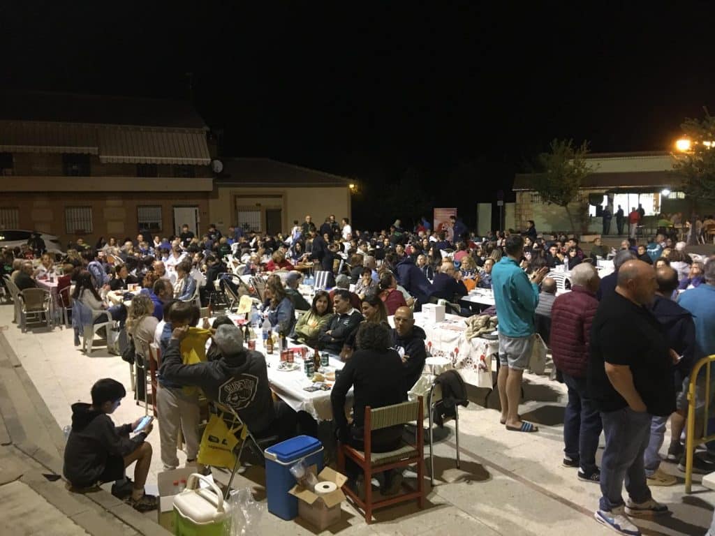 Asistentes cena Monterrubio vista global