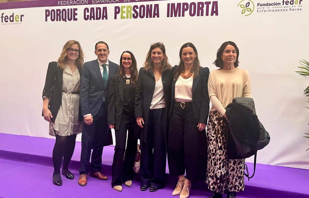 Asistentes Sanofi y Daniel de Vicente, presidente de ASMD España